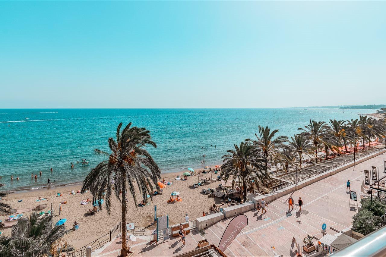 Puerto Azul Marbella Apartment Exterior photo