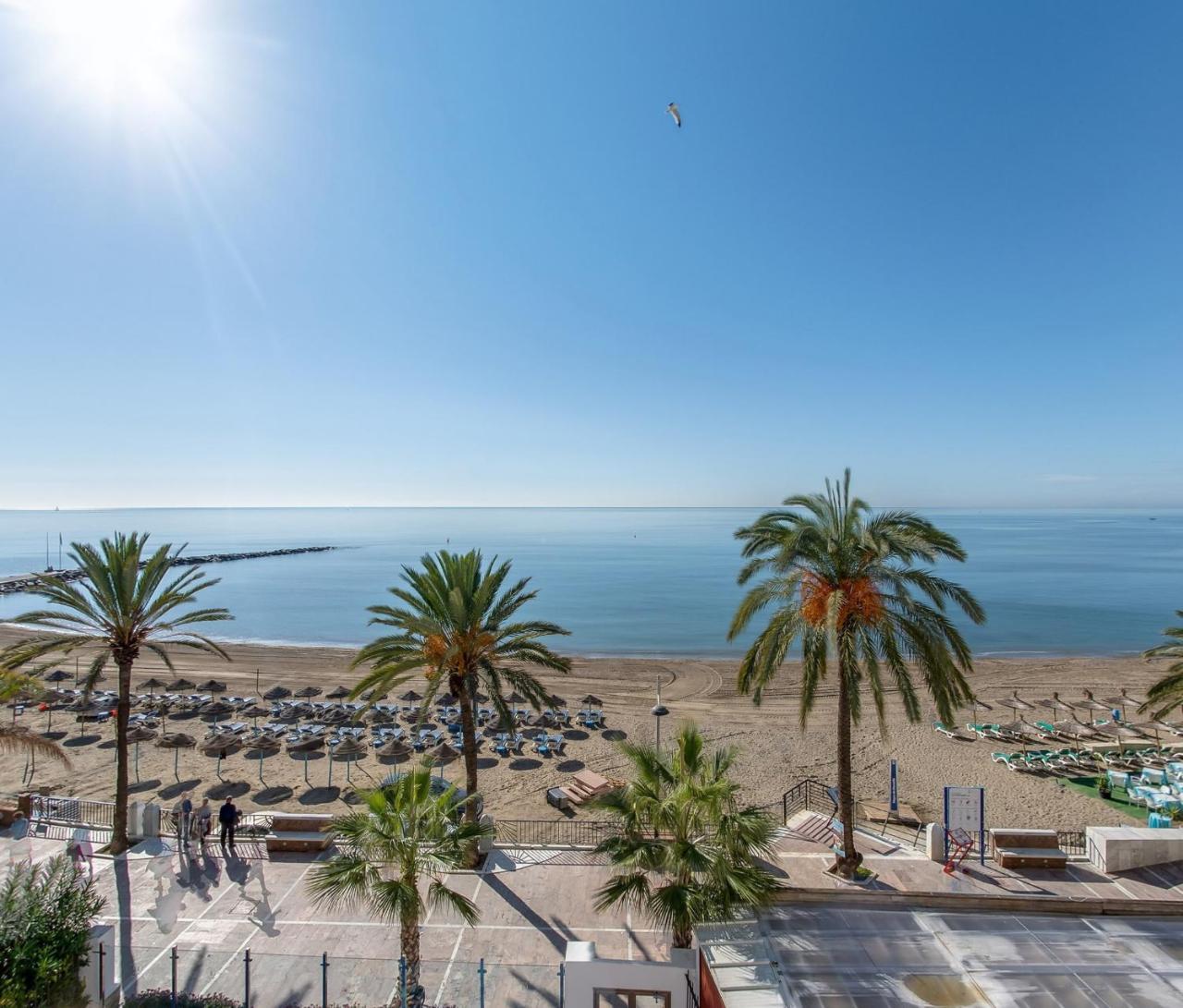 Puerto Azul Marbella Apartment Exterior photo